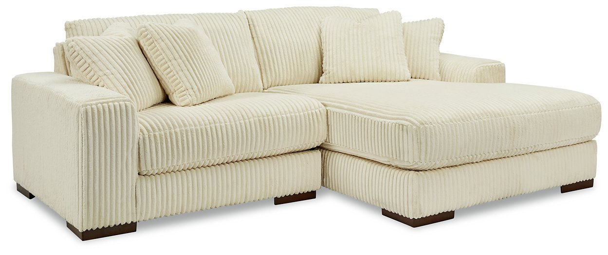 Lindyn Living Room Set