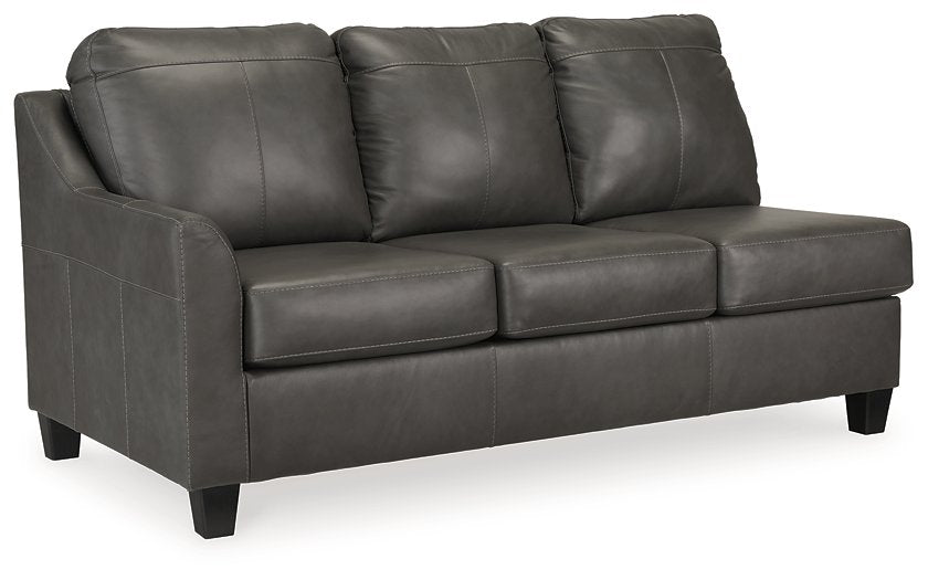 Valderno 2-Piece Sectional with Chaise